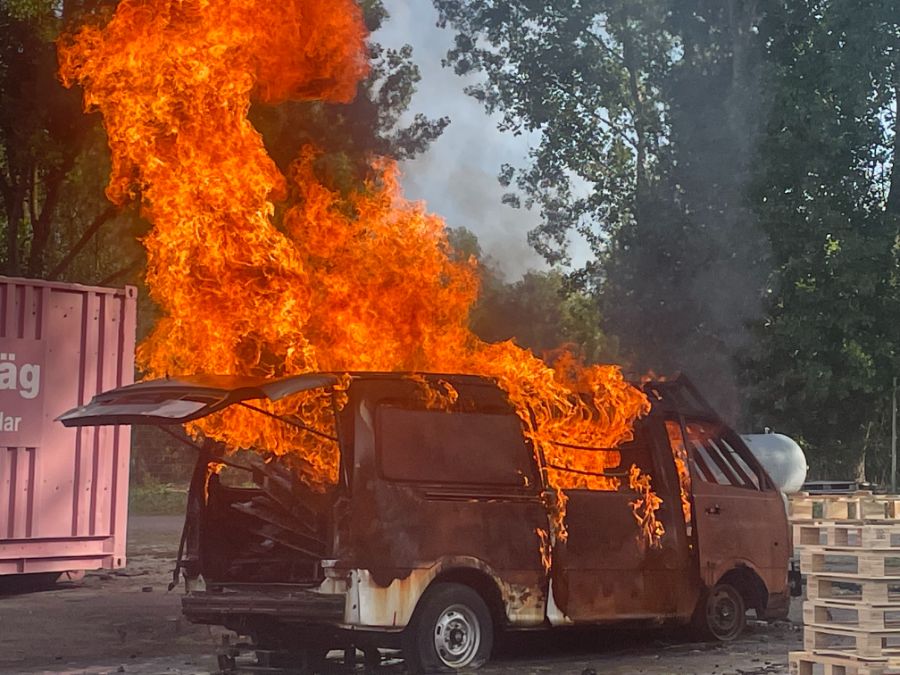 Car on fire. Photo. 